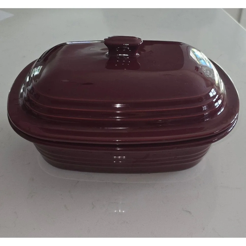 Pampered Chef Family Heritage Stoneware Deep Covered Baker Cranberry Red USA